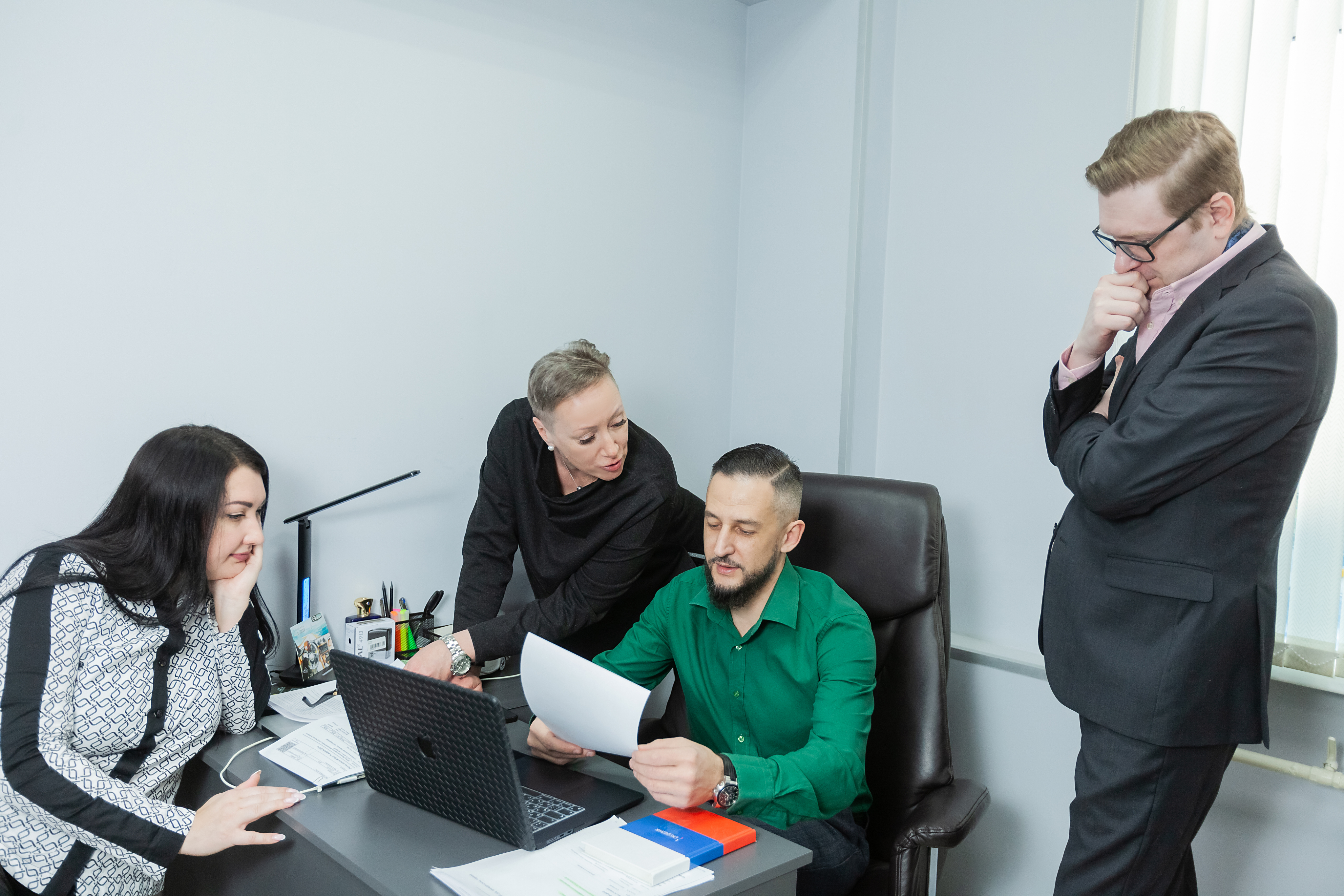 Команда за работой